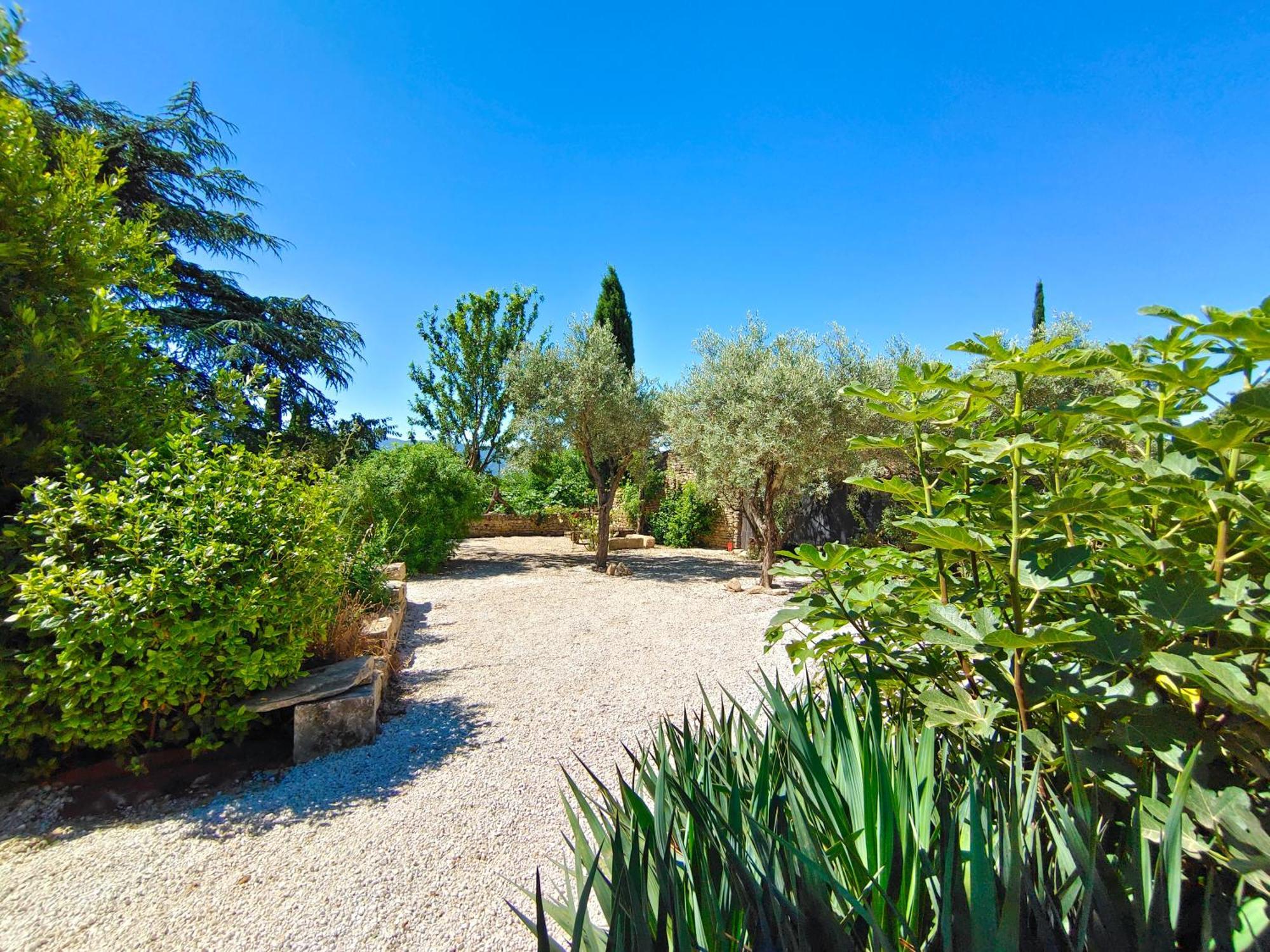 مبيت وإفطار Rue Du Chateau A Cabrieres D'Avignon المظهر الخارجي الصورة