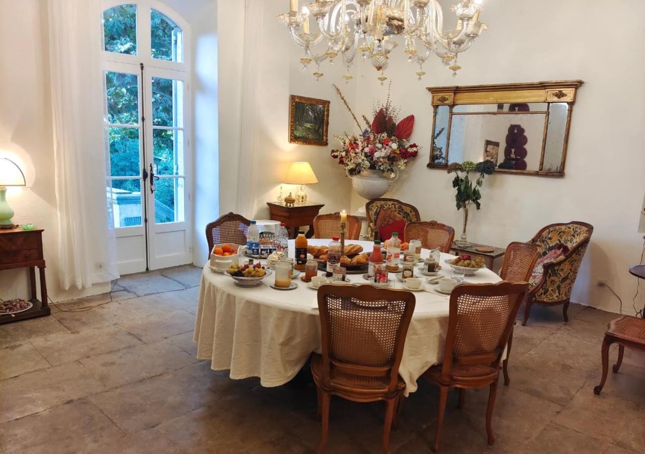 مبيت وإفطار Rue Du Chateau A Cabrieres D'Avignon المظهر الخارجي الصورة