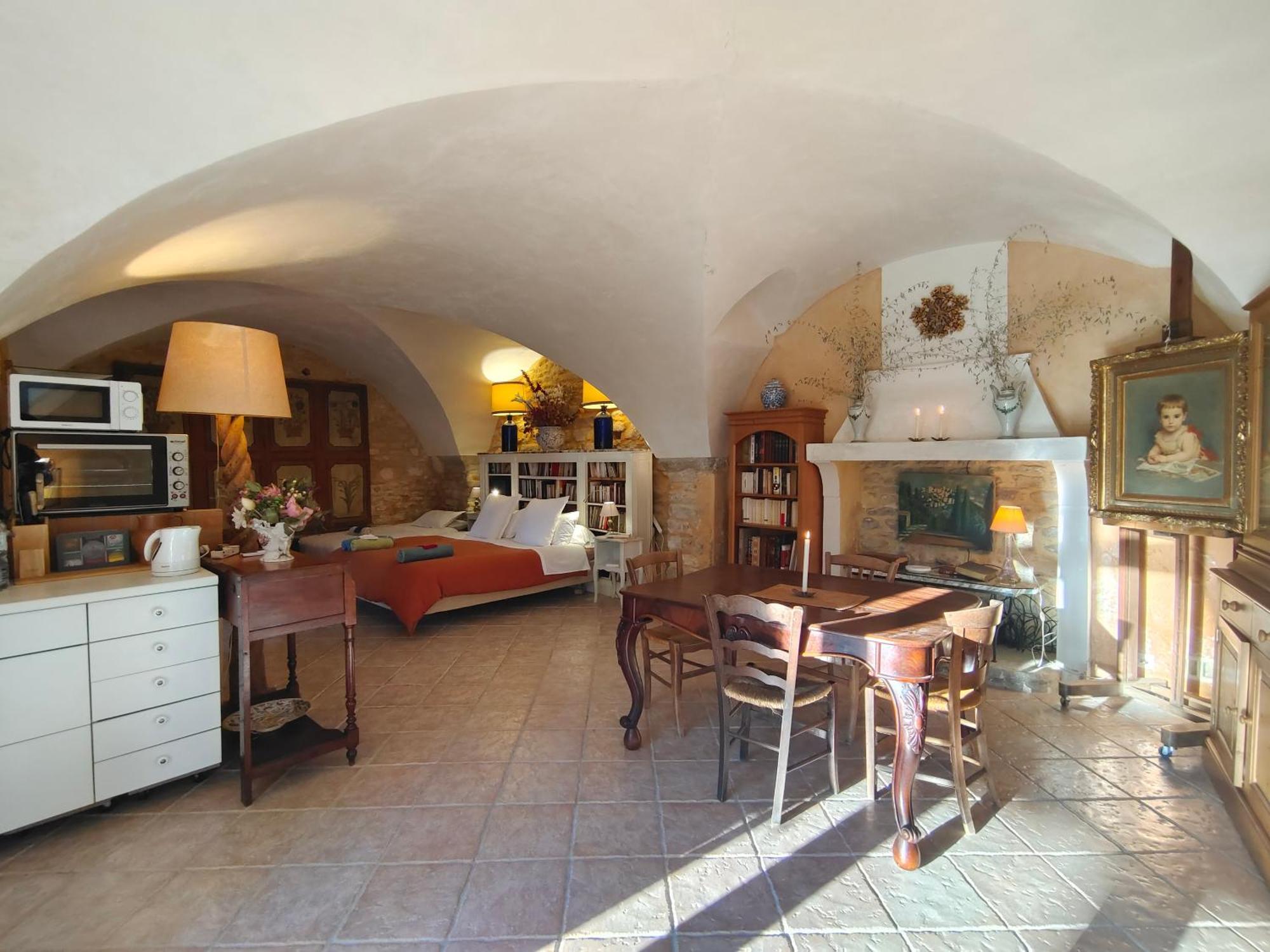 مبيت وإفطار Rue Du Chateau A Cabrieres D'Avignon المظهر الخارجي الصورة